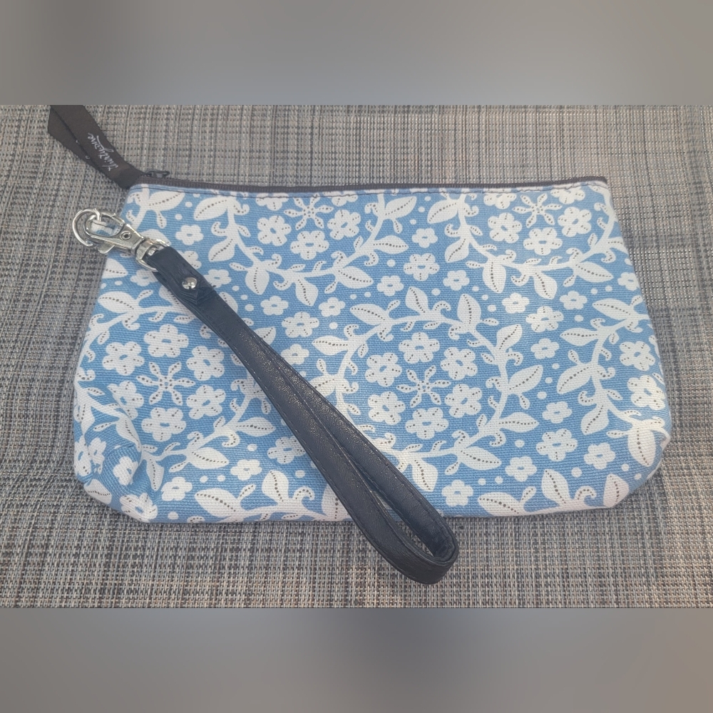 Thirty-One Blue and White Floral Wristlet